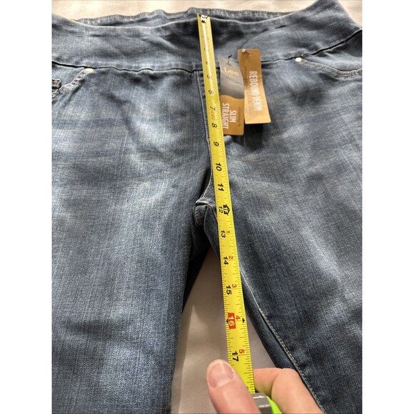 LEE Slimming Fit Slim Straight Pull On Jeans Womens 20W Dark Wash Denim NWT - Picture 5 of 16